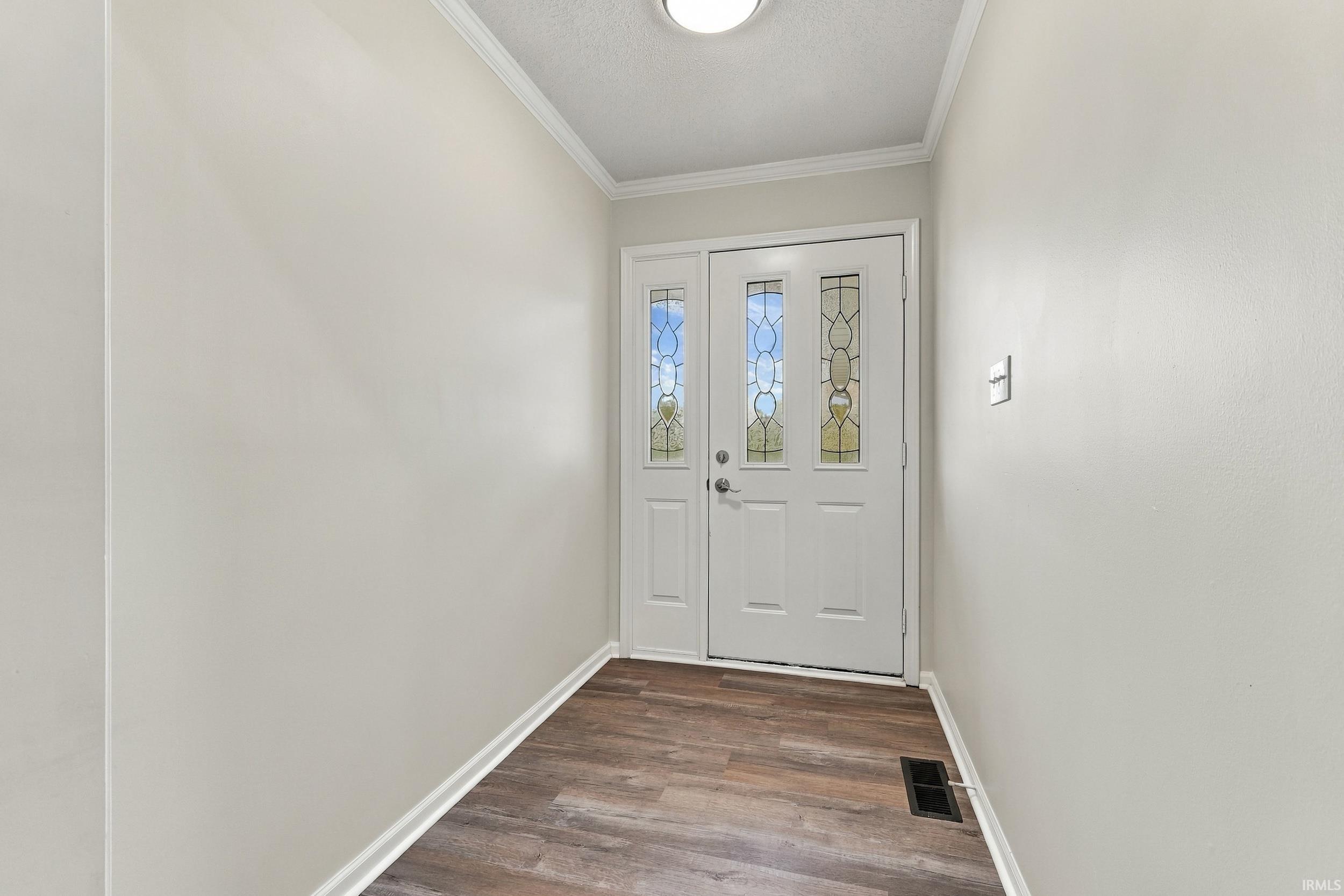 8805 Huguenard Road Fort Wayne, IN 46818 - Photo 12 of 50 Gallery Image 12