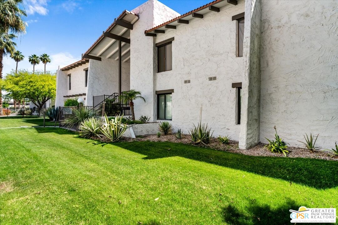 1050 Ramon Road, Unit 15 Palm Springs, CA 92264 - Photo 20 of 33