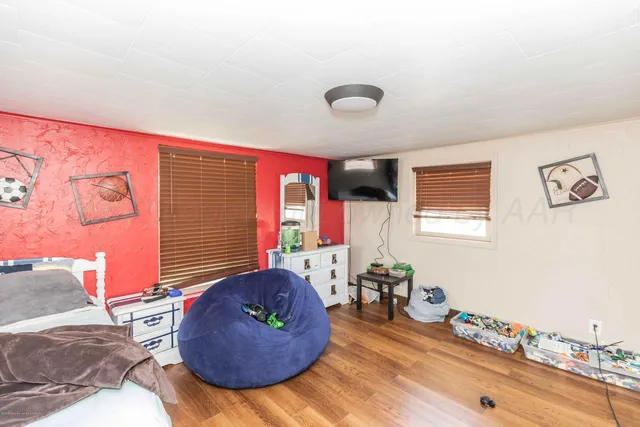 $675,000 | 830 Burnett Street, Miami, TX 79059