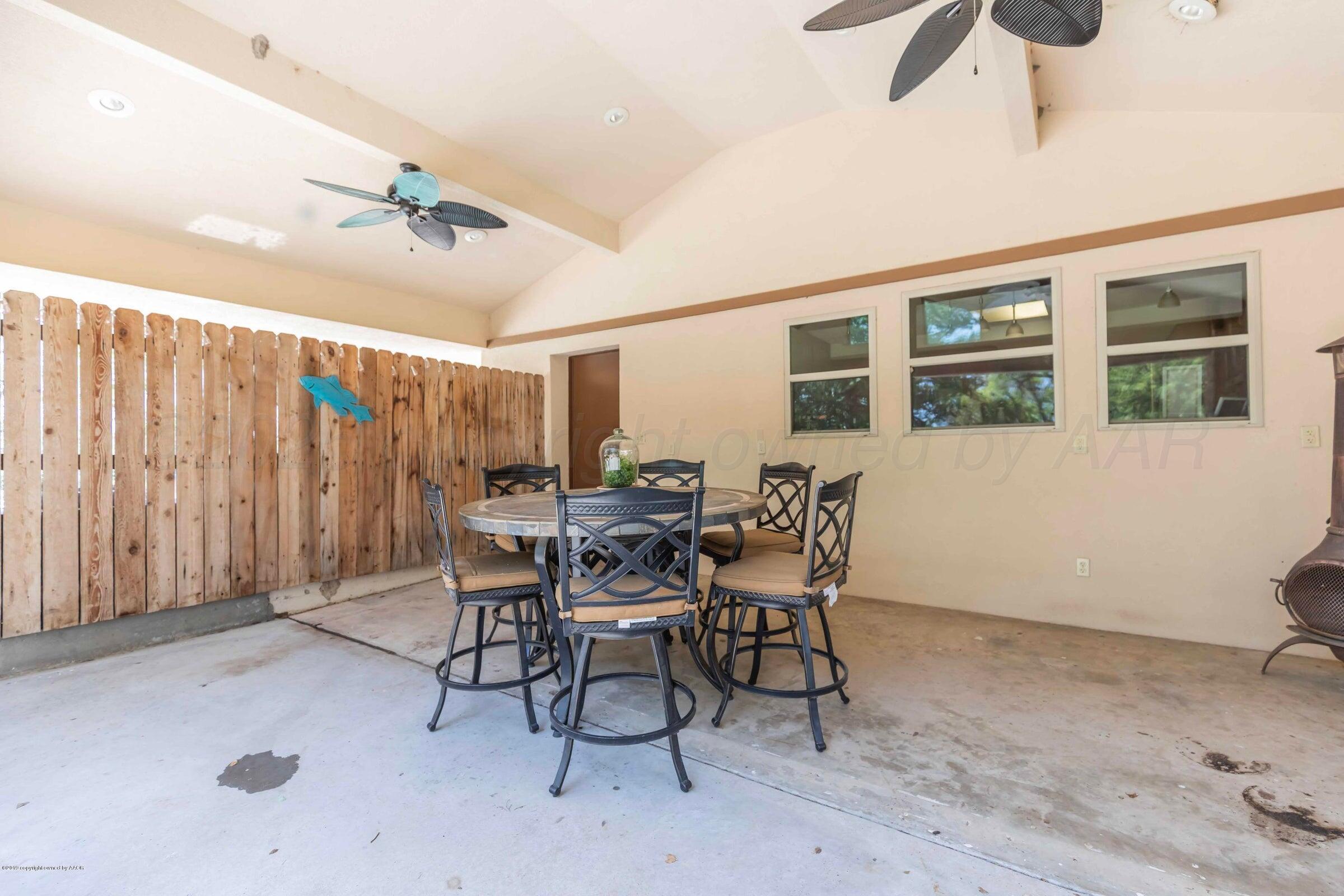 830 Burnett Street Miami, TX 79059 - Photo 29 of 66 830 Burnett patio view 2