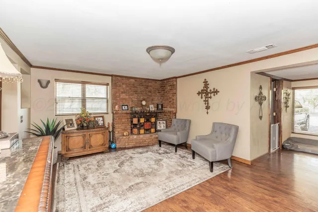 $675,000 | 830 Burnett Street, Miami, TX 79059