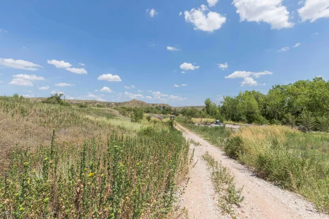 $675,000 | 830 Burnett Street, Miami, TX 79059