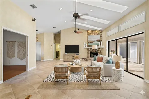 $1,190,000 | 1320 Spanish Lace Lane, Vero Beach, FL 32963