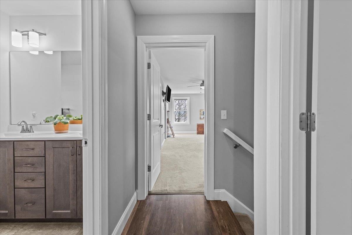 53 Seward Road Colchester, VT 05446 - Photo 27 of 60