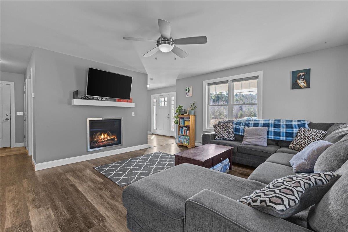 53 Seward Road Colchester, VT 05446 - Photo 5 of 60