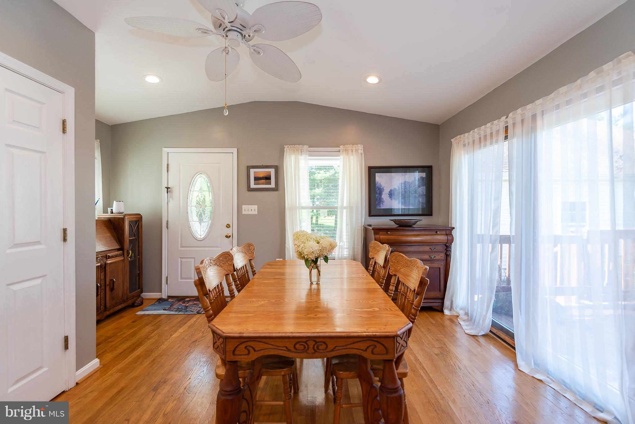 5780 West Falls Road Mount Airy, MD 21771 - Photo 11 of 30 Dining Room