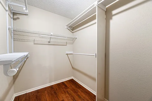 $1,350 | 2121 Hepburn Street, Unit 511, Houston, TX 77054