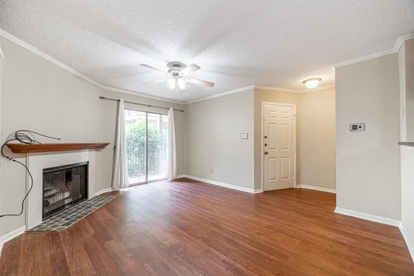 $1,350 | 2121 Hepburn Street, Unit 511, Houston, TX 77054
