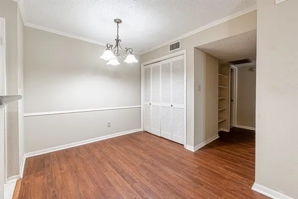 $1,350 | 2121 Hepburn Street, Unit 511, Houston, TX 77054