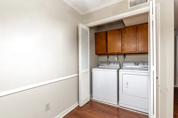 $1,350 | 2121 Hepburn Street, Unit 511, Houston, TX 77054