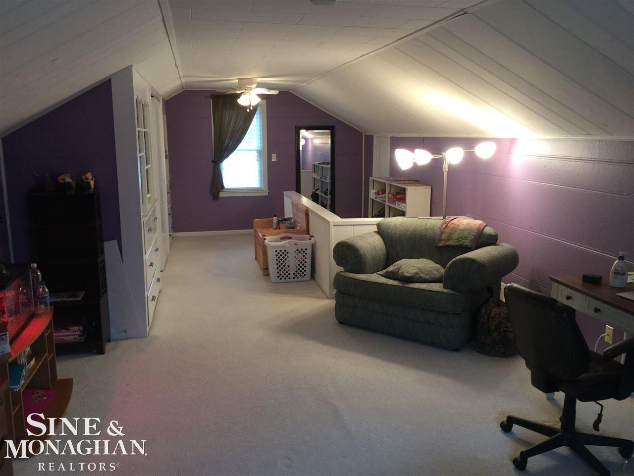 1082 Hampton Road Grosse Pointe Woods, MI 48236 - Photo 19 of 50