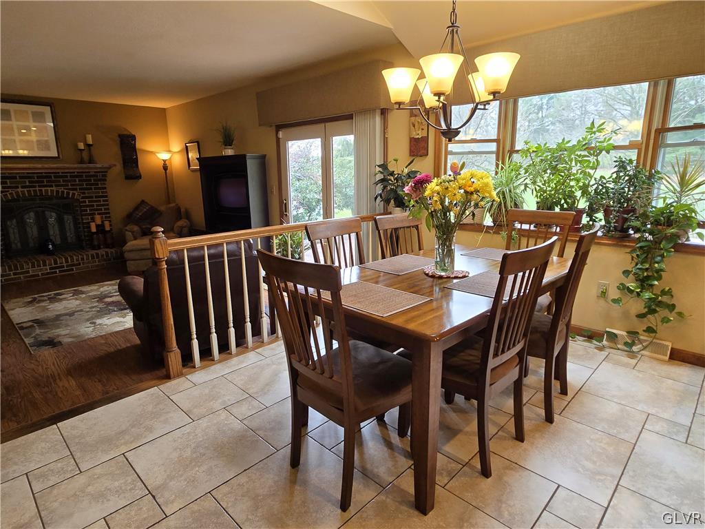3746 Apple Road Orefield, PA 18069 - Photo 14 of 44 Eat in Kitchen Area
