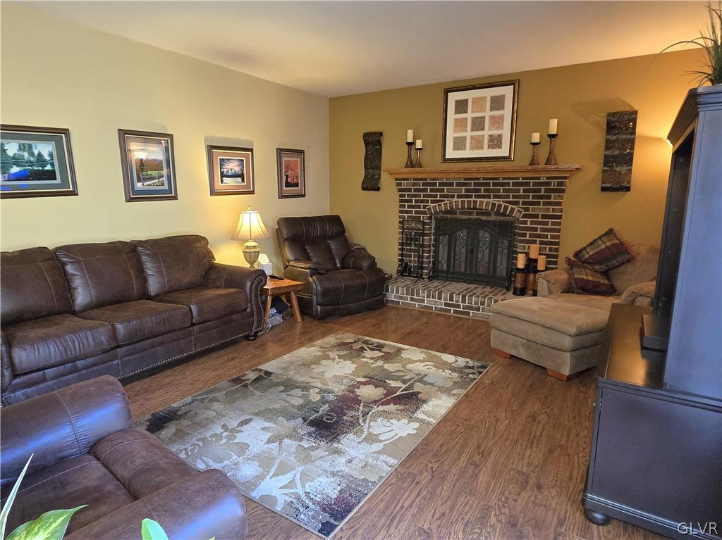 3746 Apple Road Orefield, PA 18069 - Photo 16 of 44 Family Room