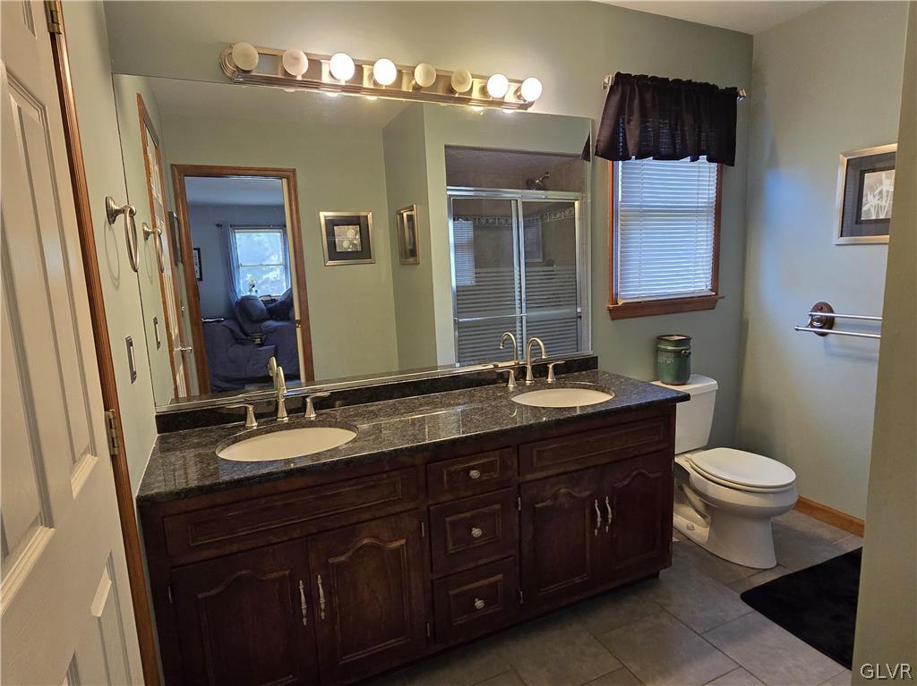 3746 Apple Road Orefield, PA 18069 - Photo 23 of 44 Master Bathroom