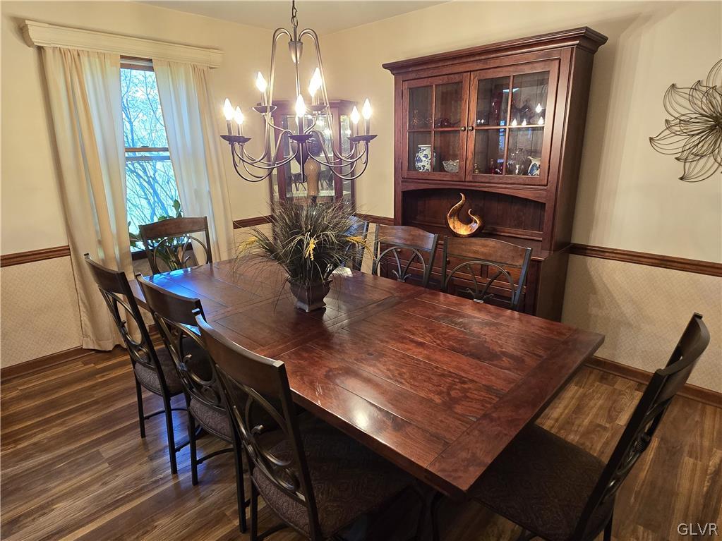 3746 Apple Road Orefield, PA 18069 - Photo 10 of 44 Dining Room