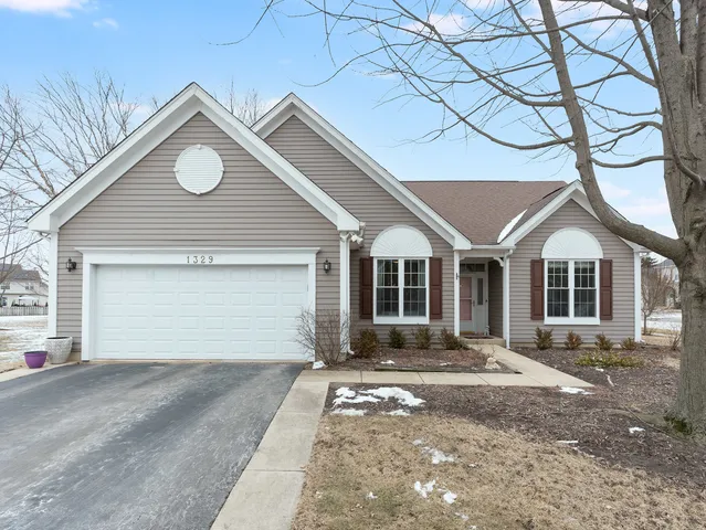 $425,000 | 1329 Amaranth Drive, Naperville, IL 60564
