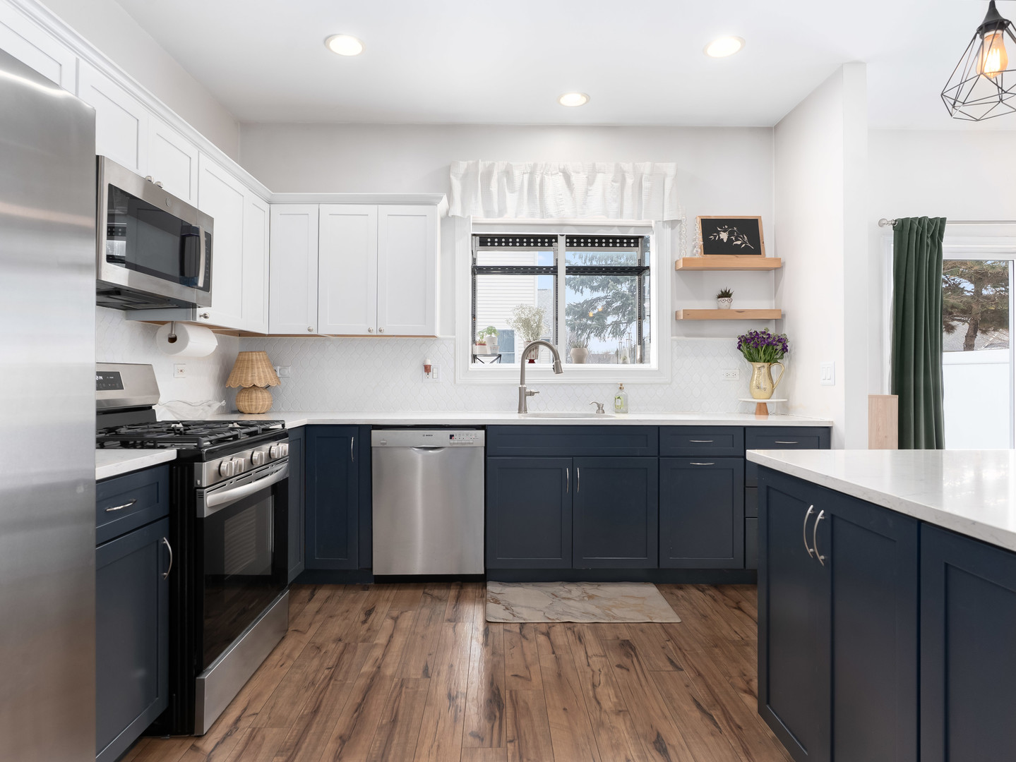 1329 Amaranth Drive Naperville, IL 60564 - Photo 17 of 28