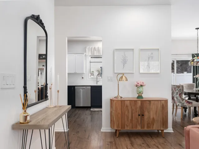 $425,000 | 1329 Amaranth Drive, Naperville, IL 60564