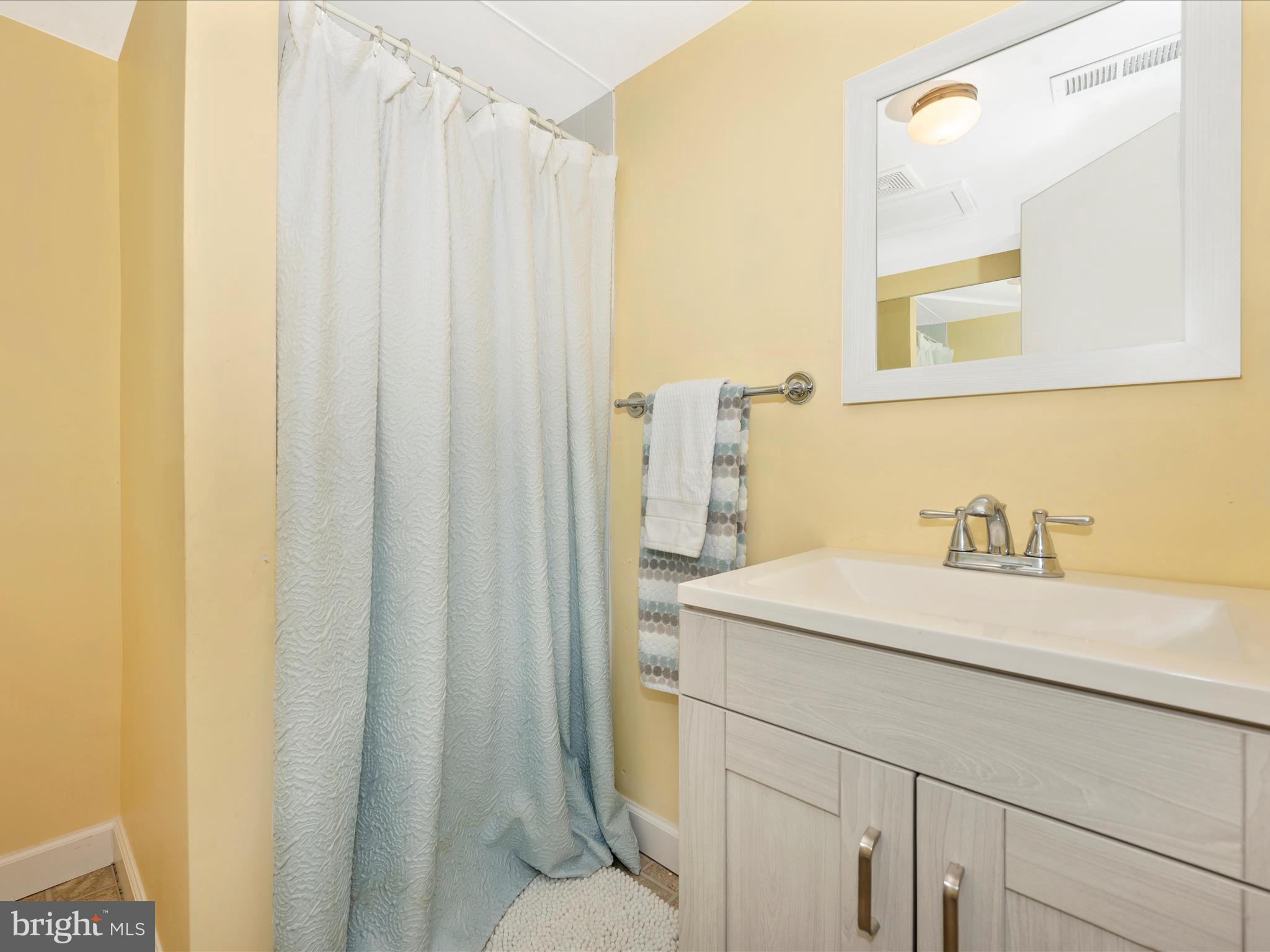 2231 Dr Stitely Road New Windsor, MD 21776 - Photo 31 of 42 LL Full Bath