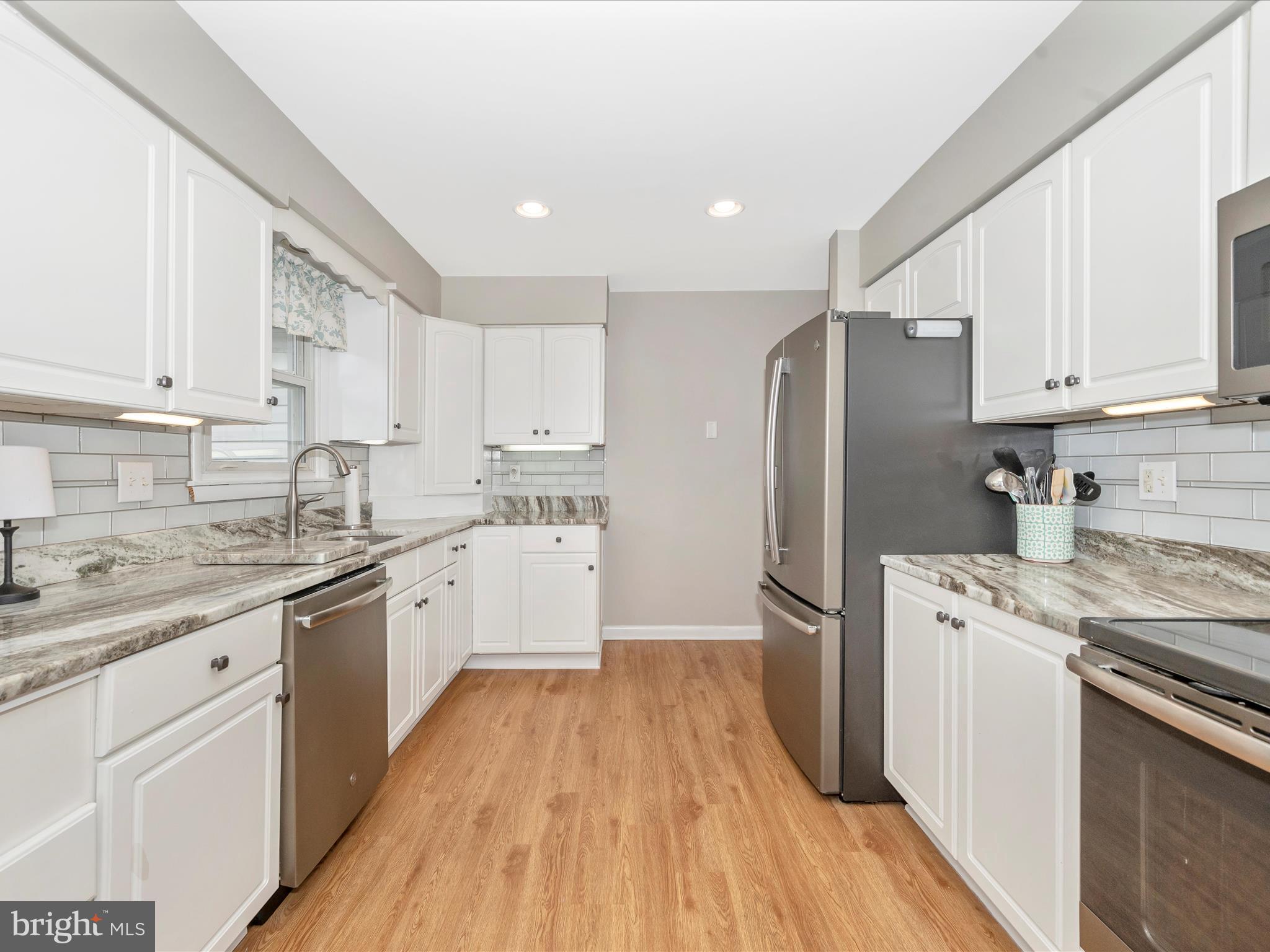 2231 Dr Stitely Road New Windsor, MD 21776 - Photo 8 of 42 Kitchen