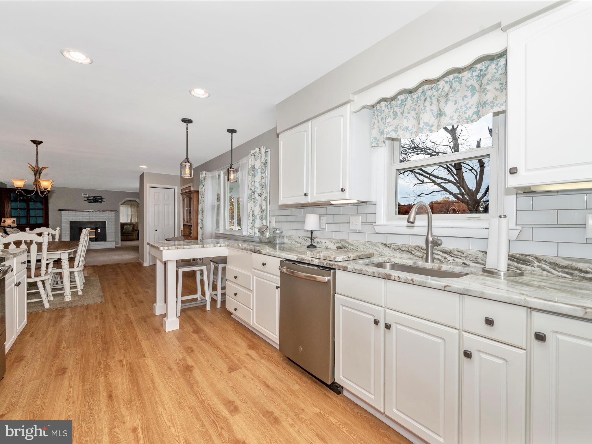 2231 Dr Stitely Road New Windsor, MD 21776 - Photo 10 of 42 Kitchen