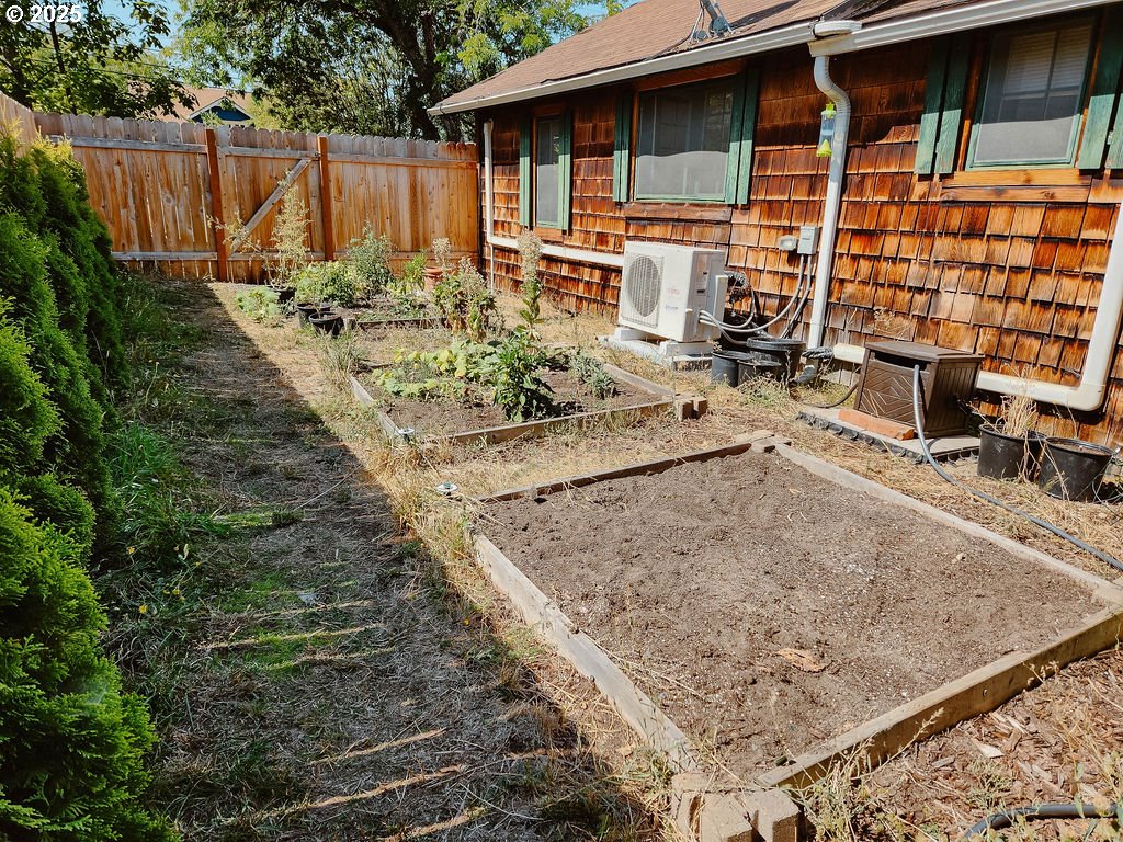 1895 City View Street Eugene, OR 97405 - Photo 27 of 36