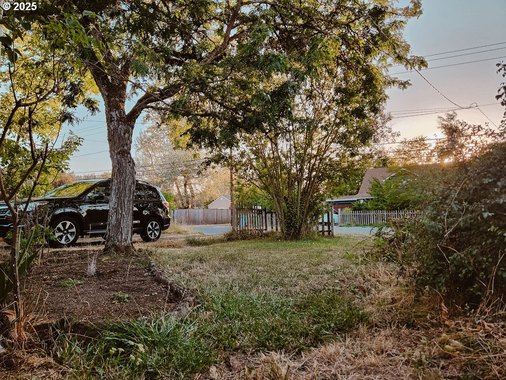 1895 City View Street Eugene, OR 97405 - Photo 35 of 36