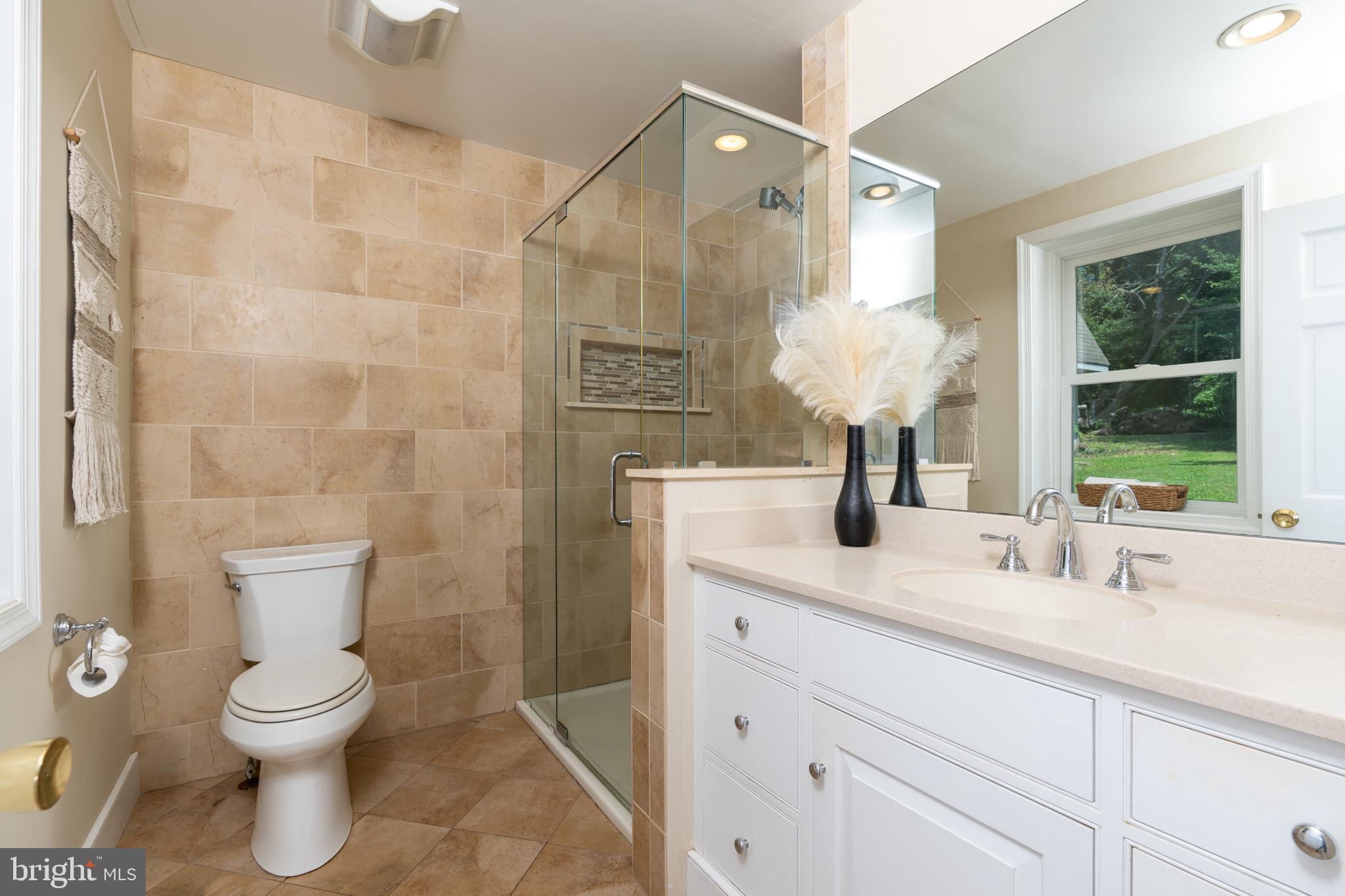 617 Unionville Road Kennett Square, PA 19348 - Photo 29 of 41 1st Floor Primary Bedroom En Suite Bathroom