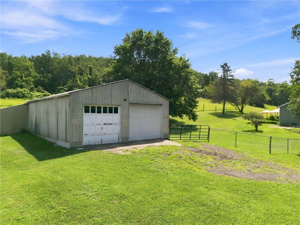 142 Willow Road Avella, PA 15312 - Photo 3 of 39 Gallery Image 3