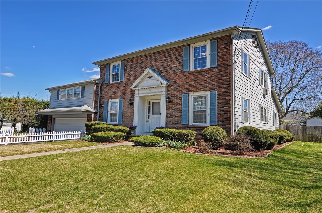 12 Alexander McGregor Road Pawtucket, RI 02861 - Photo 1 of 25 Gallery Image 1