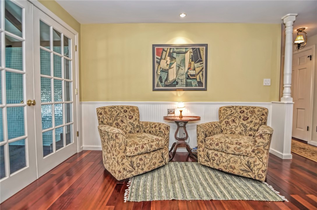 12 Alexander McGregor Road Pawtucket, RI 02861 - Photo 5 of 25 Gallery Image 5