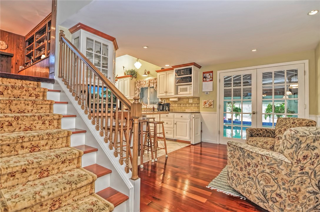 12 Alexander McGregor Road Pawtucket, RI 02861 - Photo 7 of 25 Gallery Image 7