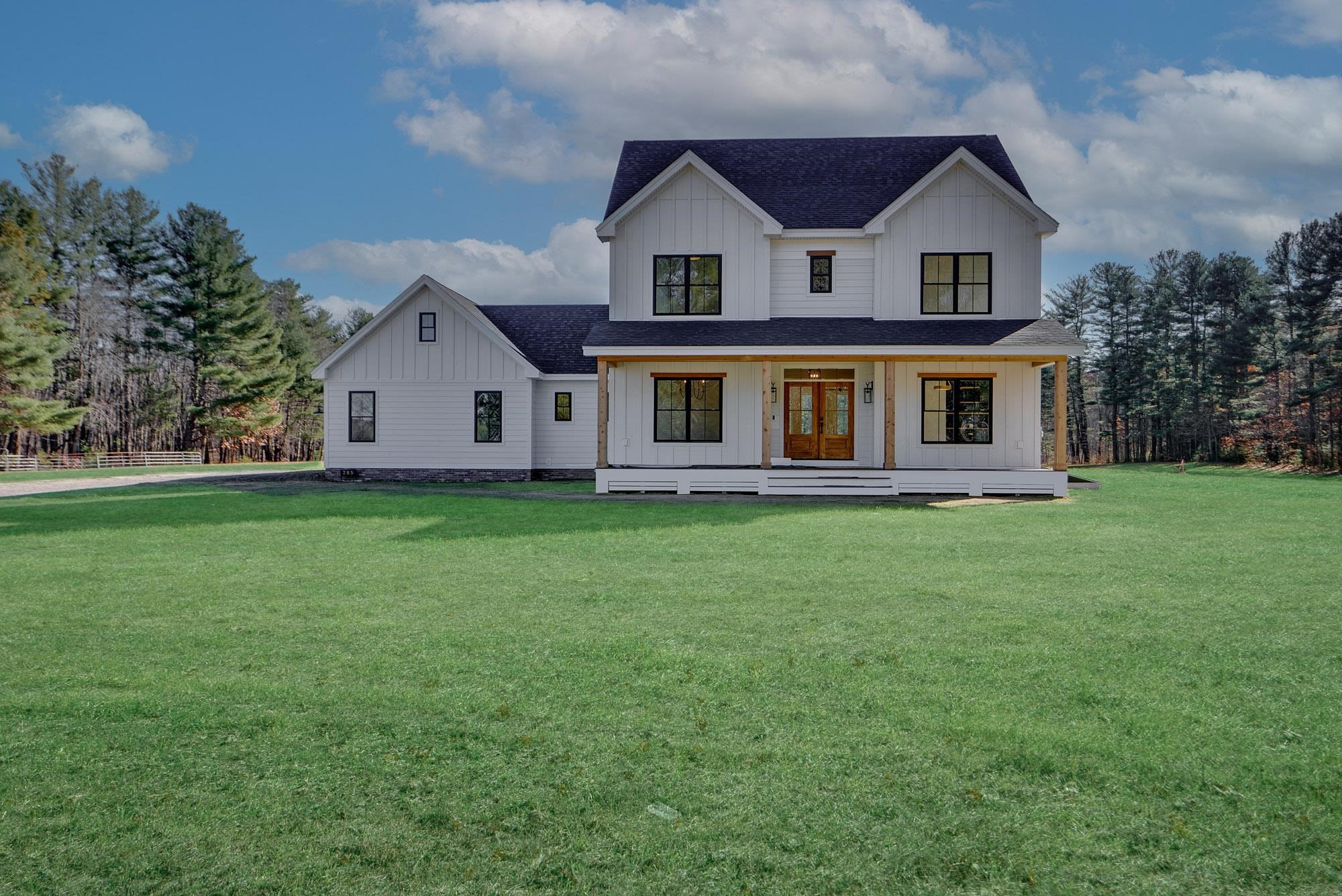 285 South Merrimack Road Hollis, NH 03049 - Photo 1 of 40
