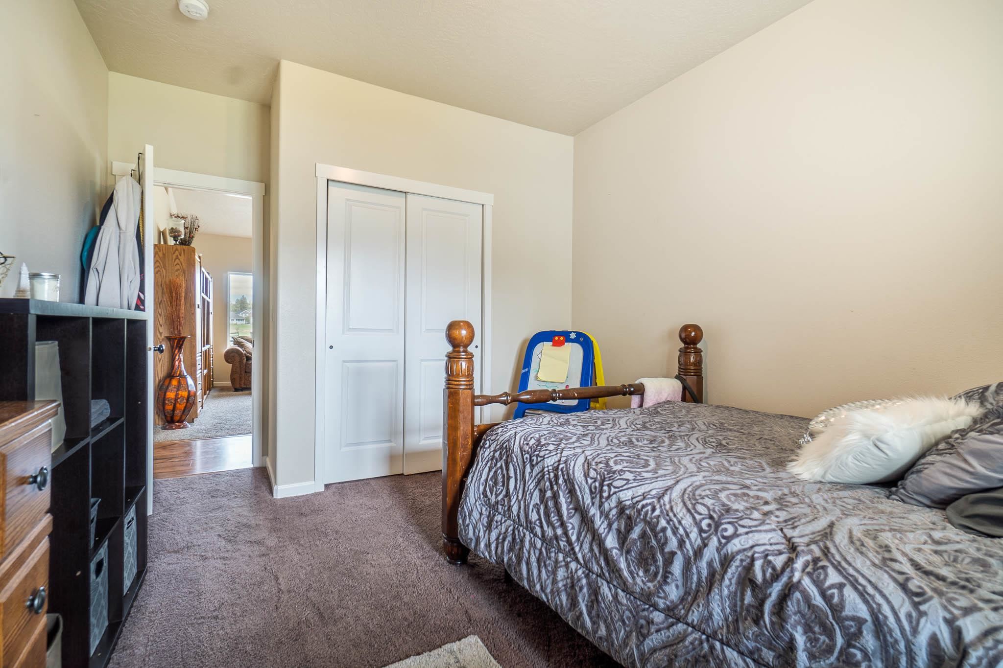 7823 South Fruitvale Road Cheney, WA 99004 - Photo 22 of 35