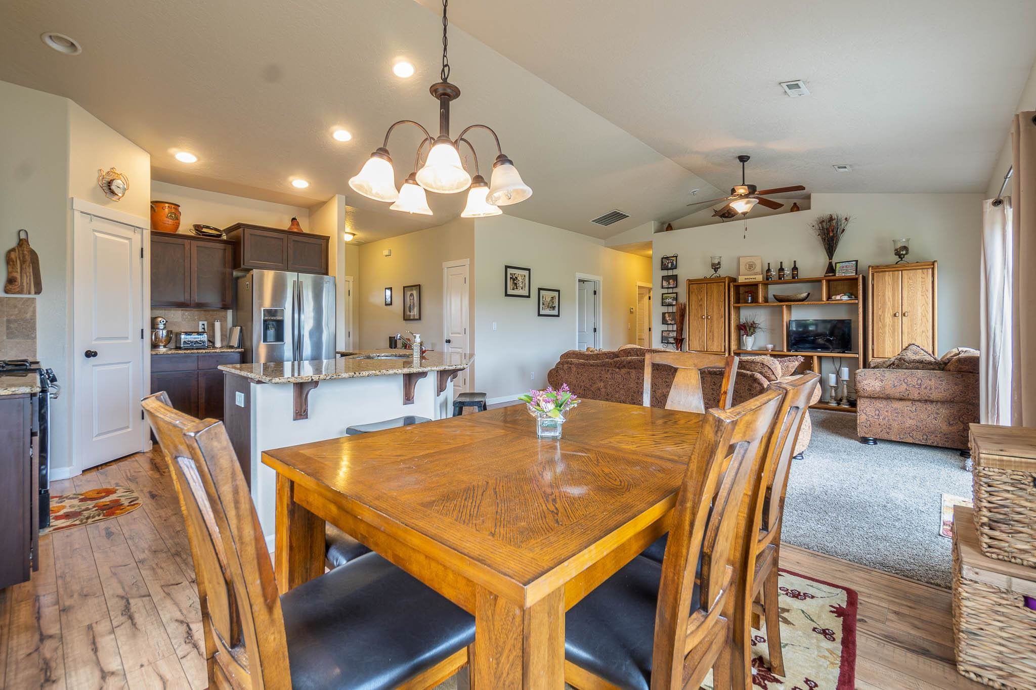 7823 South Fruitvale Road Cheney, WA 99004 - Photo 7 of 35
