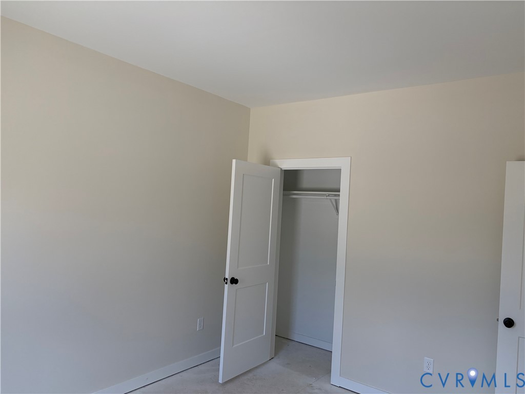 15085 Lebanon Road Disputanta, VA 23842 - Photo 12 of 17