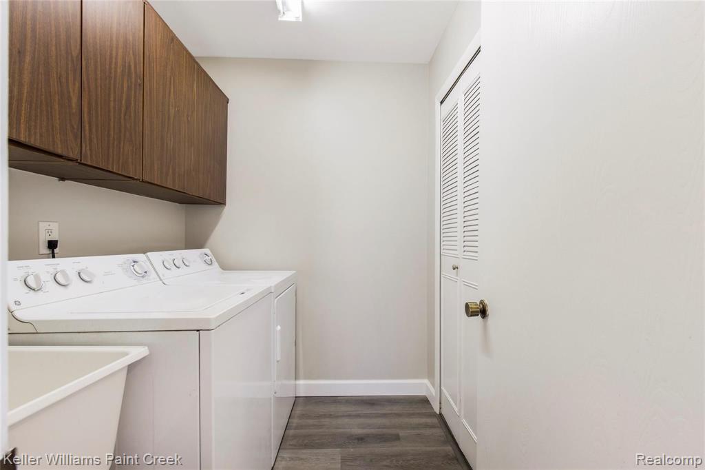 23183 Farmington Road Farmington, MI 48336 - Photo 13 of 24
