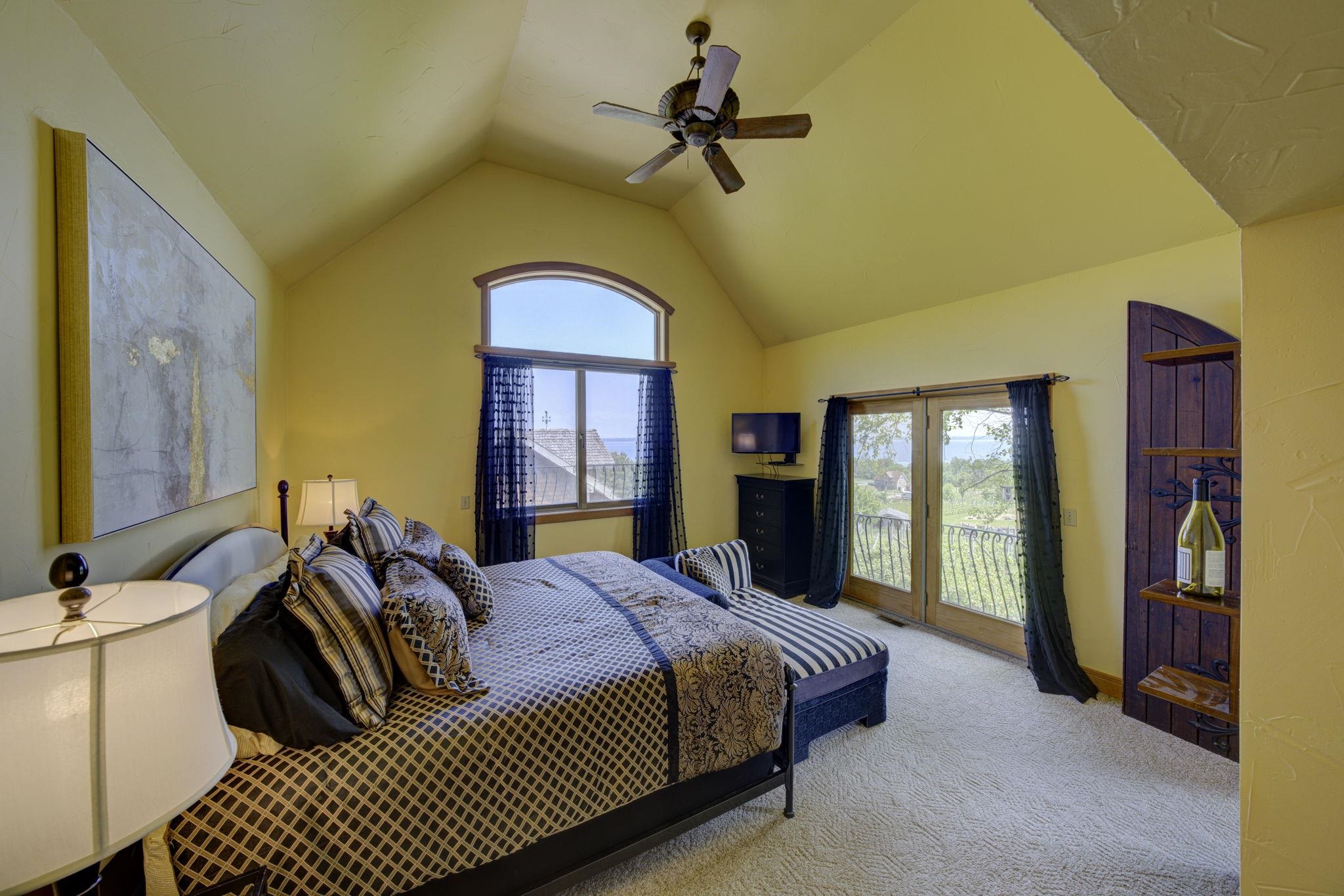 10702 East Hilltop Road Suttons Bay, MI 49682 - Photo 30 of 92