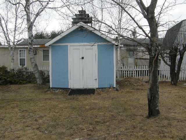 27 Cedar Street Millinocket, ME 04462 - Photo 14 of 17 Storage.