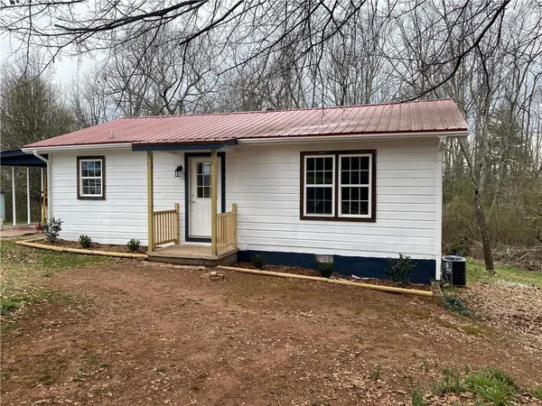$1,400 | 2629 Carl Drive, Gainesville, GA 30506