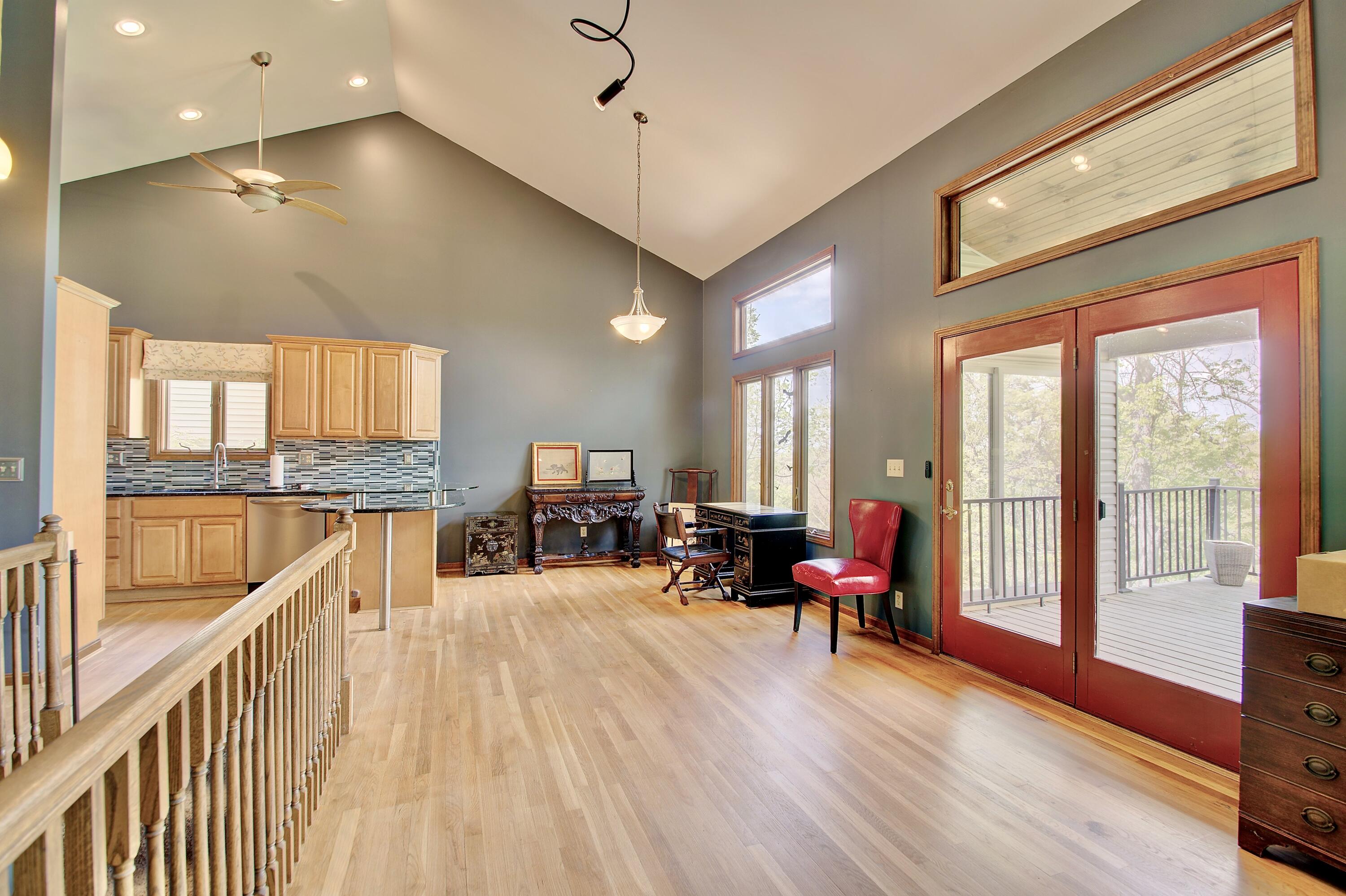 142 Ridgeway Avenue Fort Thomas, KY 41075 - Photo 4 of 24