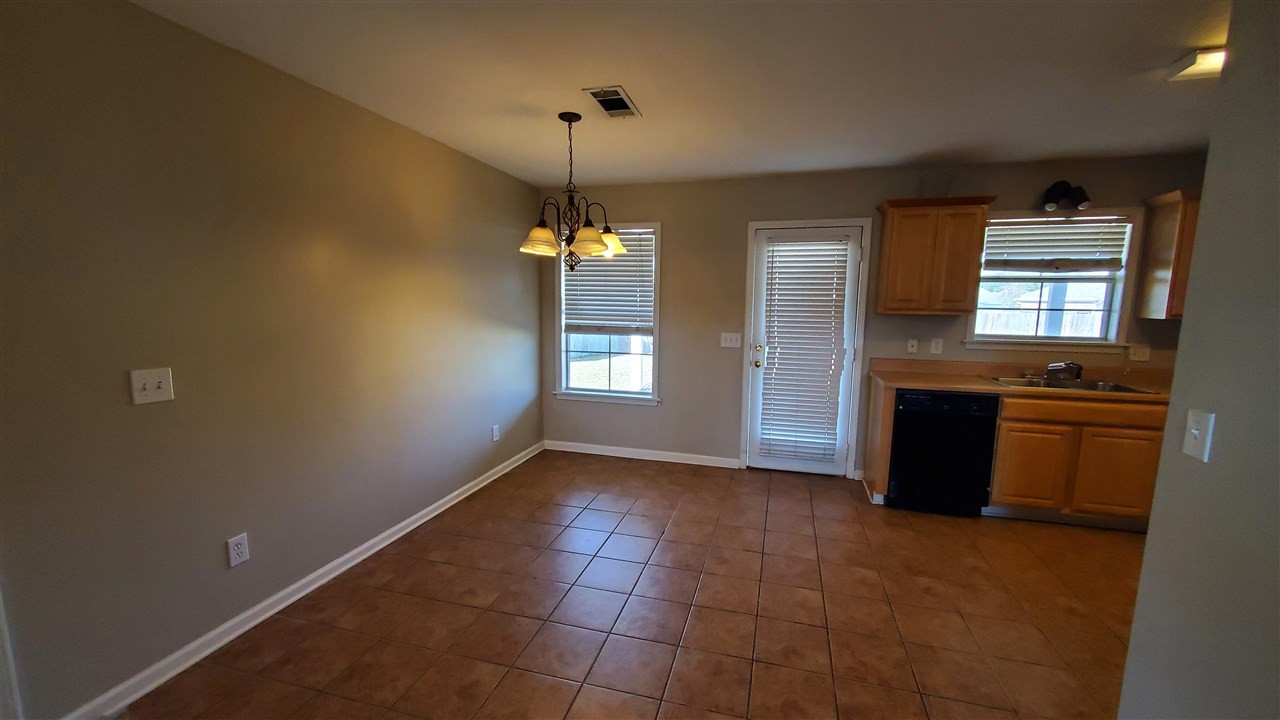 403 Timber Ridge Way Brandon, MS 39047 - Photo 4 of 16 Photo 6
