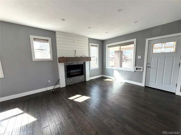$3,125 | 3510 Elizabeth Street, Denver, CO 80205