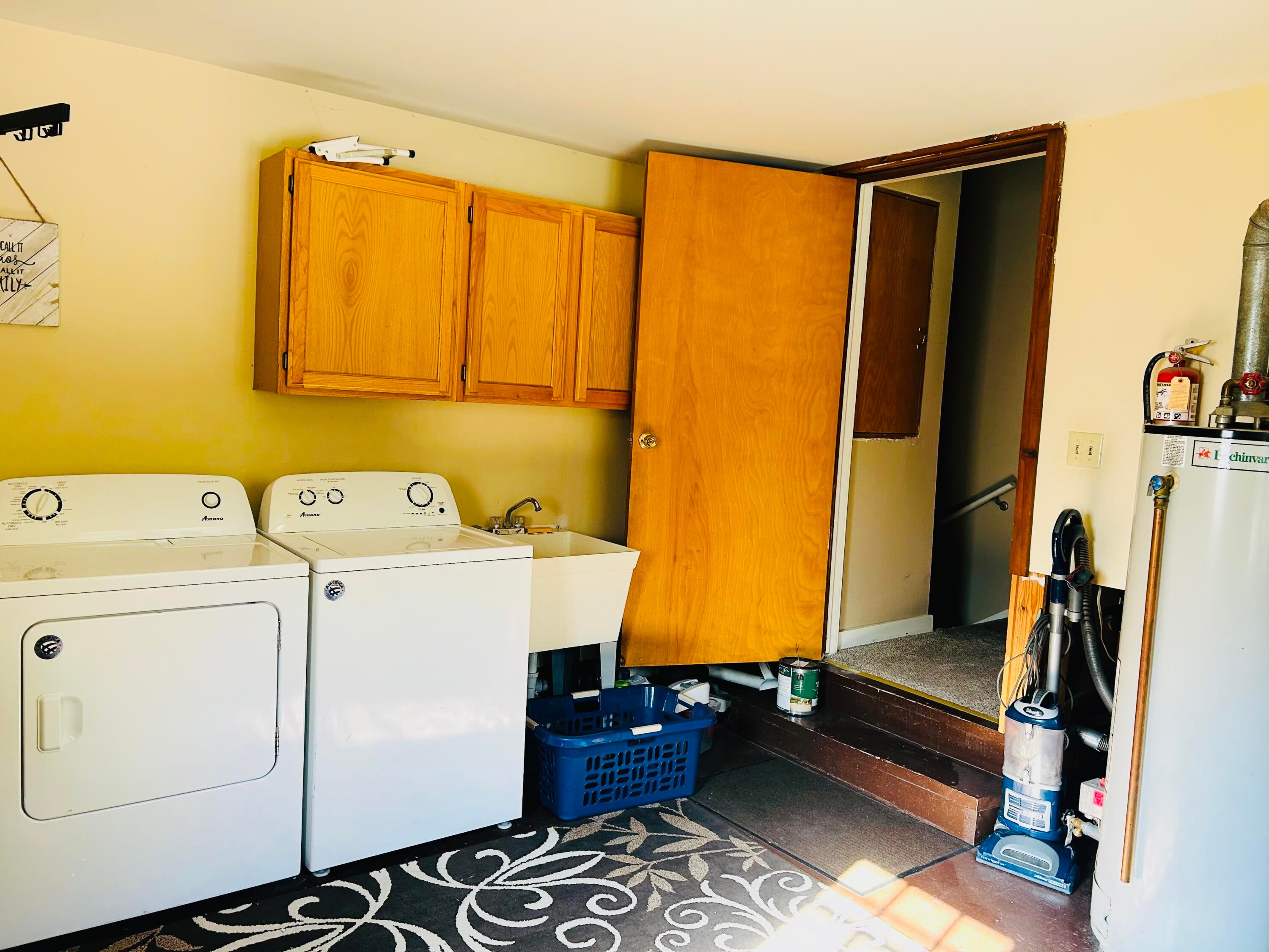 1370 Deer Valley Road Alpena, MI 49707 - Photo 22 of 36 Laundry Room