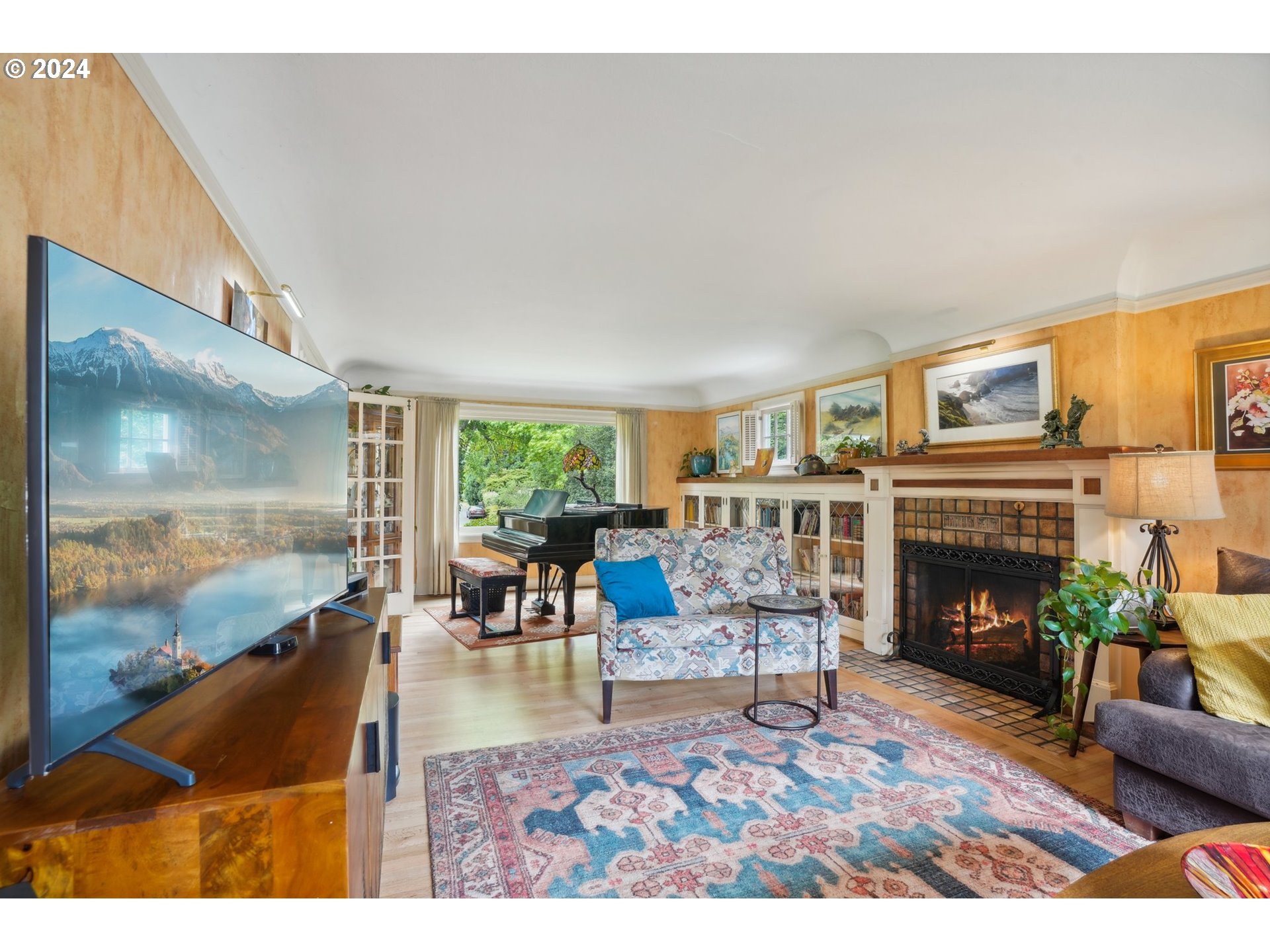 15680 Southeast Wallace Road Portland, OR 97267 - Photo 12 of 48 Gallery Image 12