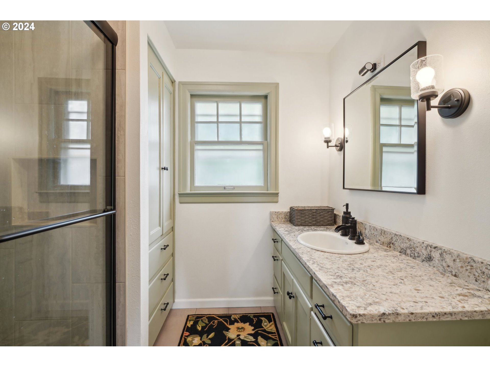 15680 Southeast Wallace Road Portland, OR 97267 - Photo 25 of 48 Gallery Image 25