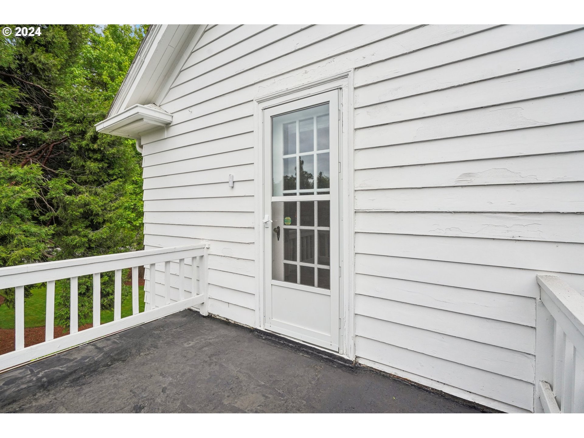 15680 Southeast Wallace Road Portland, OR 97267 - Photo 36 of 48 Gallery Image 36
