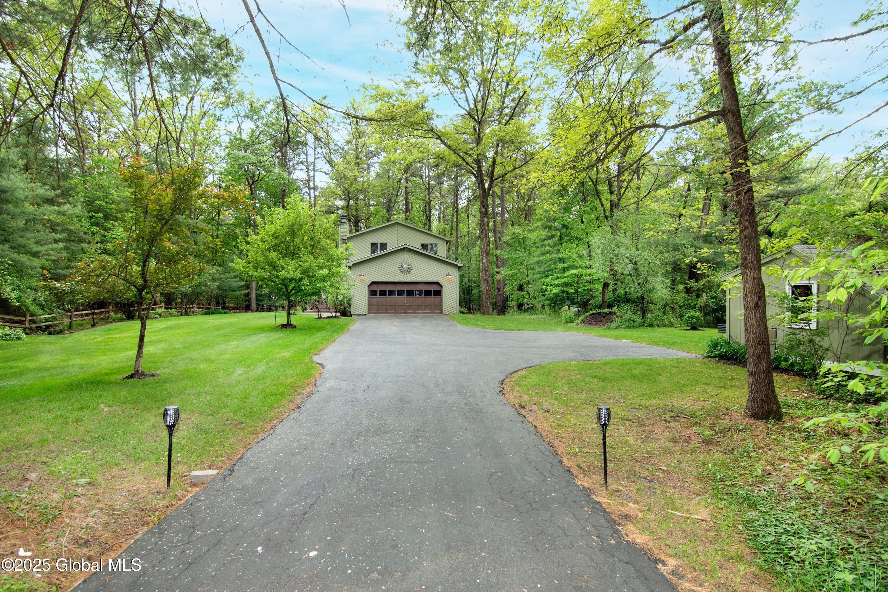 124 Edie Road Saratoga Springs, NY 12866 - Photo 6 of 62 photo_004