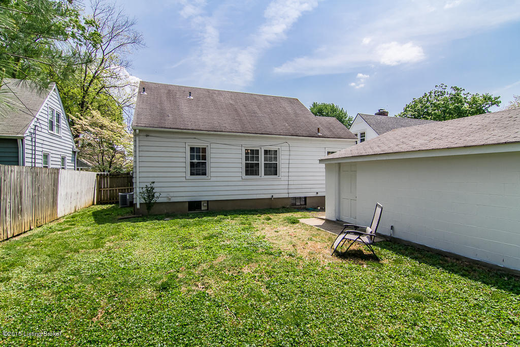 4221 Winchester Road Louisville, KY 40207 - Photo 34 of 37 4221 Winchester Rd-36