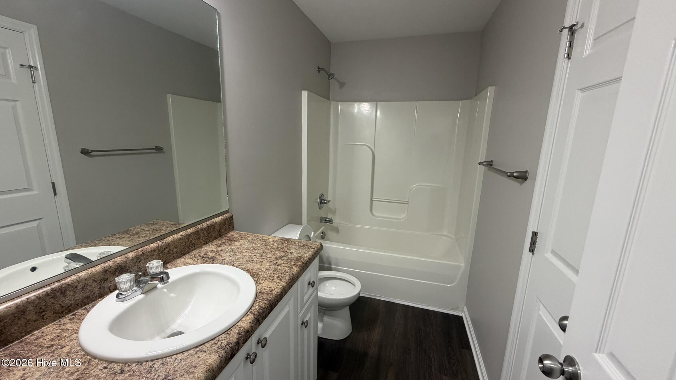 2220 Jasmine Way Grovetown, GA 30813 - Photo 11 of 21 Hall bath